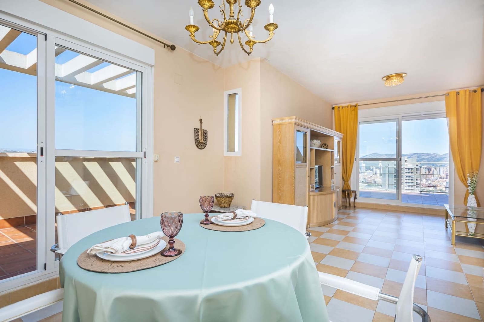 3 soveværelse Penthouse til salg i Benidorm med swimmingpool garage - € 450.000 (Ref: 8249739)