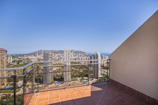 3 soveværelse Penthouse til salg i Benidorm med swimmingpool garage - € 450.000 (Ref: 8249739)