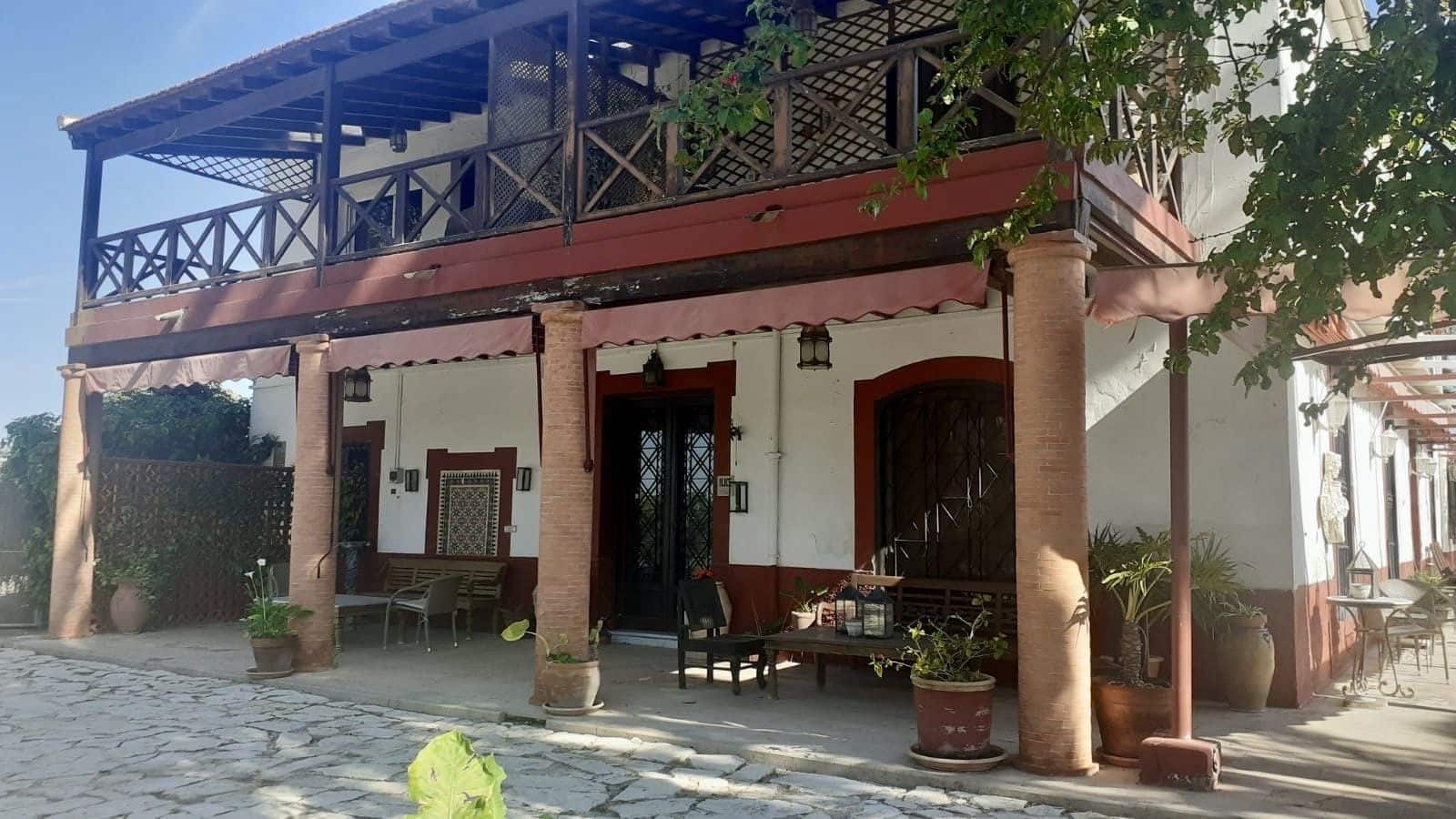 10 soveværelse Finca/Landehus til salg i Elche / Elx med swimmingpool garage - € 1.500.000 (Ref: 8253388)