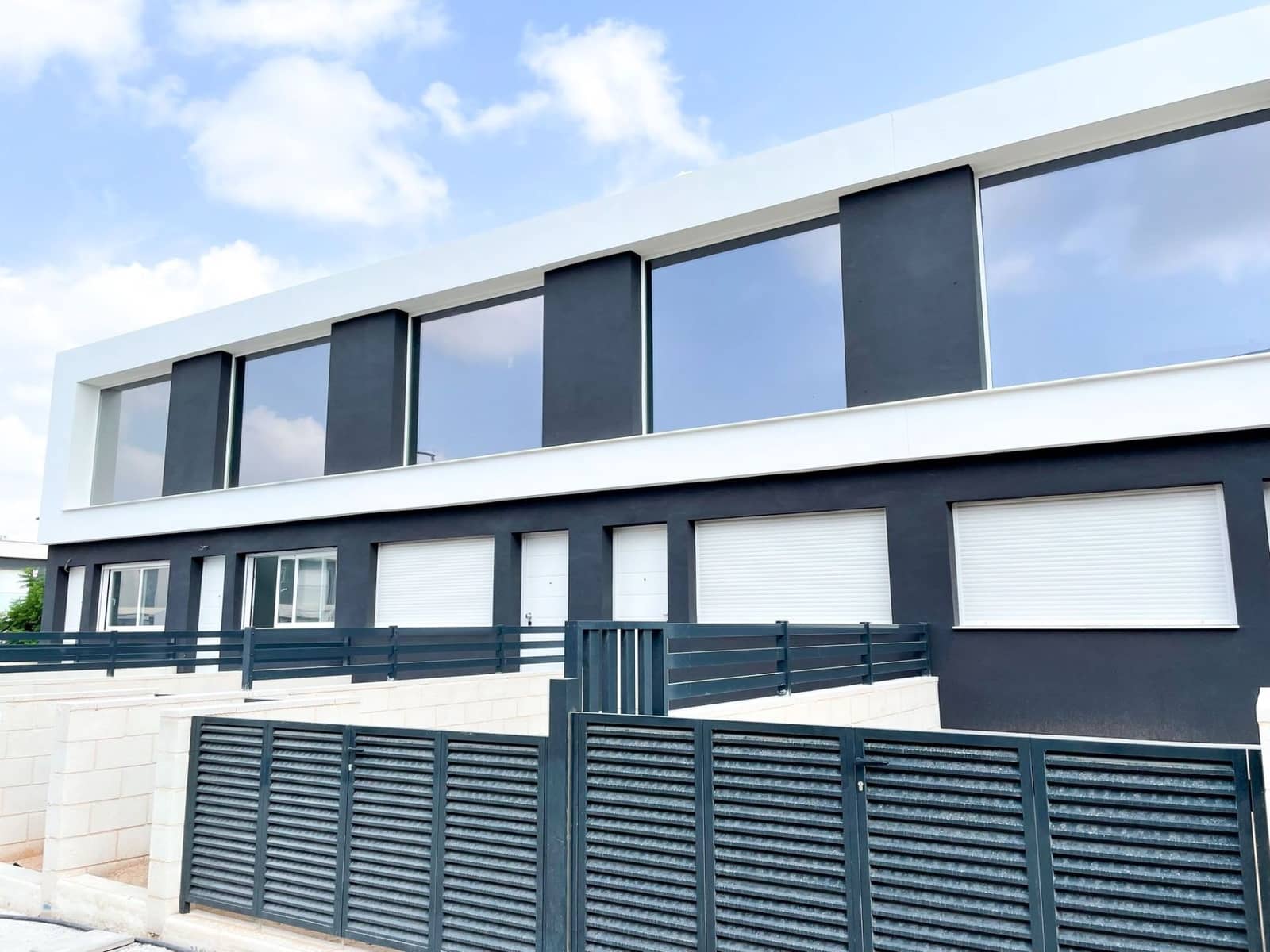 2 soveværelse Bungalow til salg i Santa Pola med swimmingpool garage - € 242.000 (Ref: 8253389)