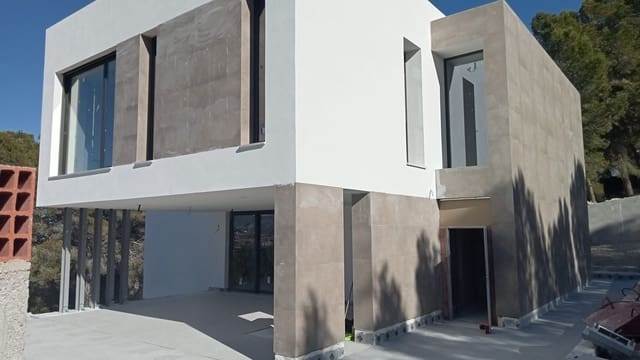 4 soverom Villa til salgs i Moraira, Teulada-Moraira med svømmebasseng garasje - € 1 650 000 (Ref: 8315745)