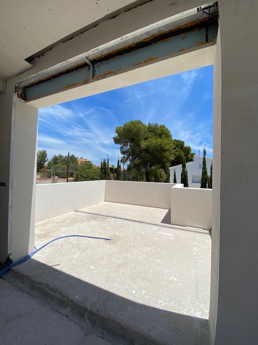 4 soveværelse Villa til salg i Calpe / Calp med swimmingpool garage - € 1.050.000 (Ref: 8315748)