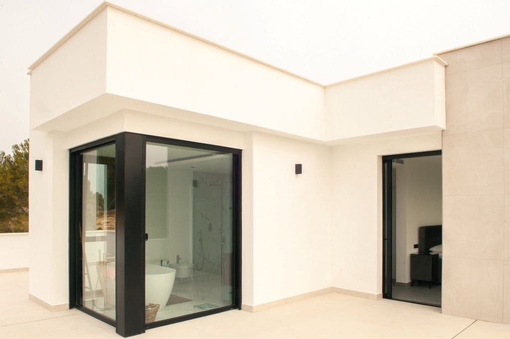 3 soveværelse Villa til salg i Calpe / Calp med swimmingpool garage - € 1.350.000 (Ref: 8315749)