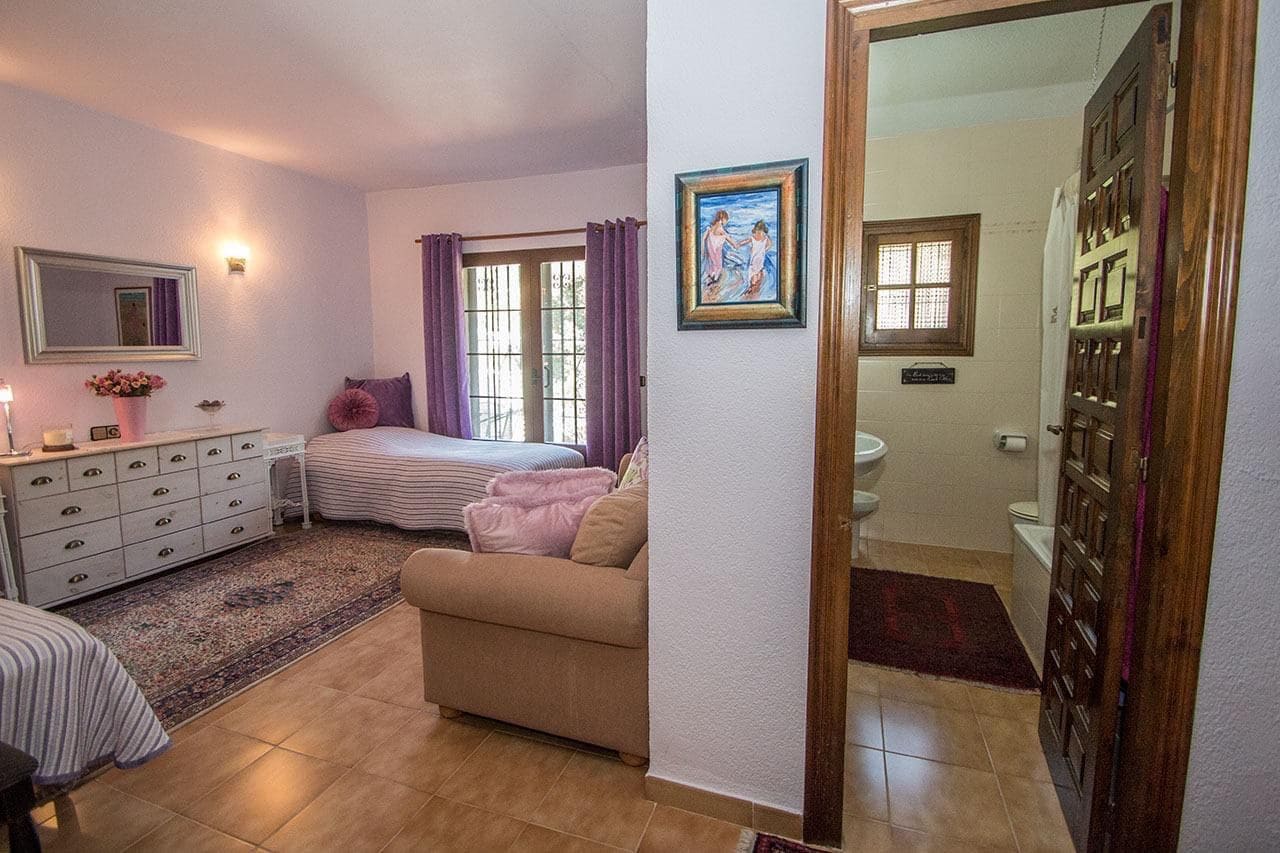 4 soveværelse Villa til salg i Albir med swimmingpool - € 820.000 (Ref: 8317668)