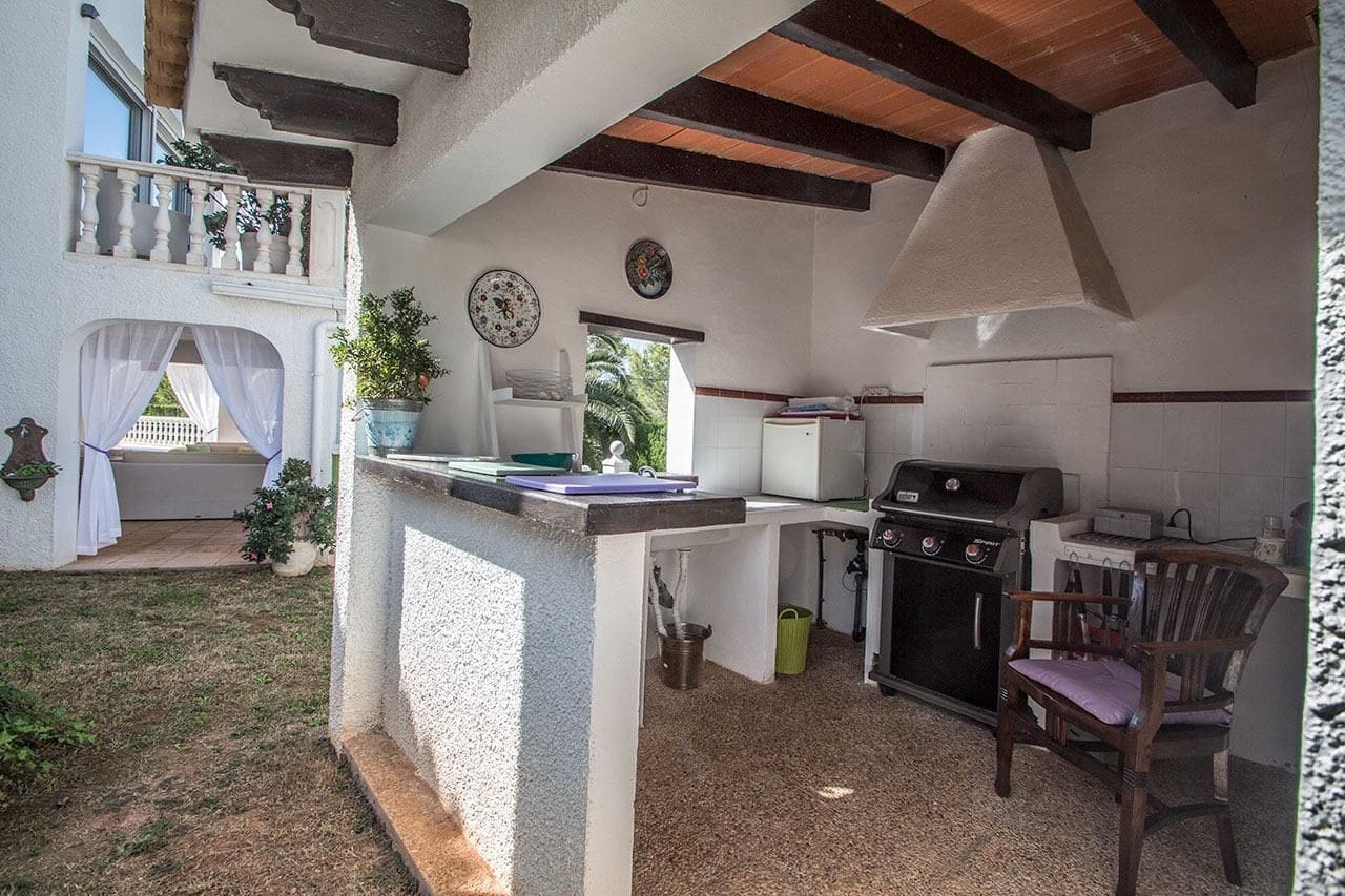 4 soveværelse Villa til salg i Albir med swimmingpool - € 820.000 (Ref: 8317668)