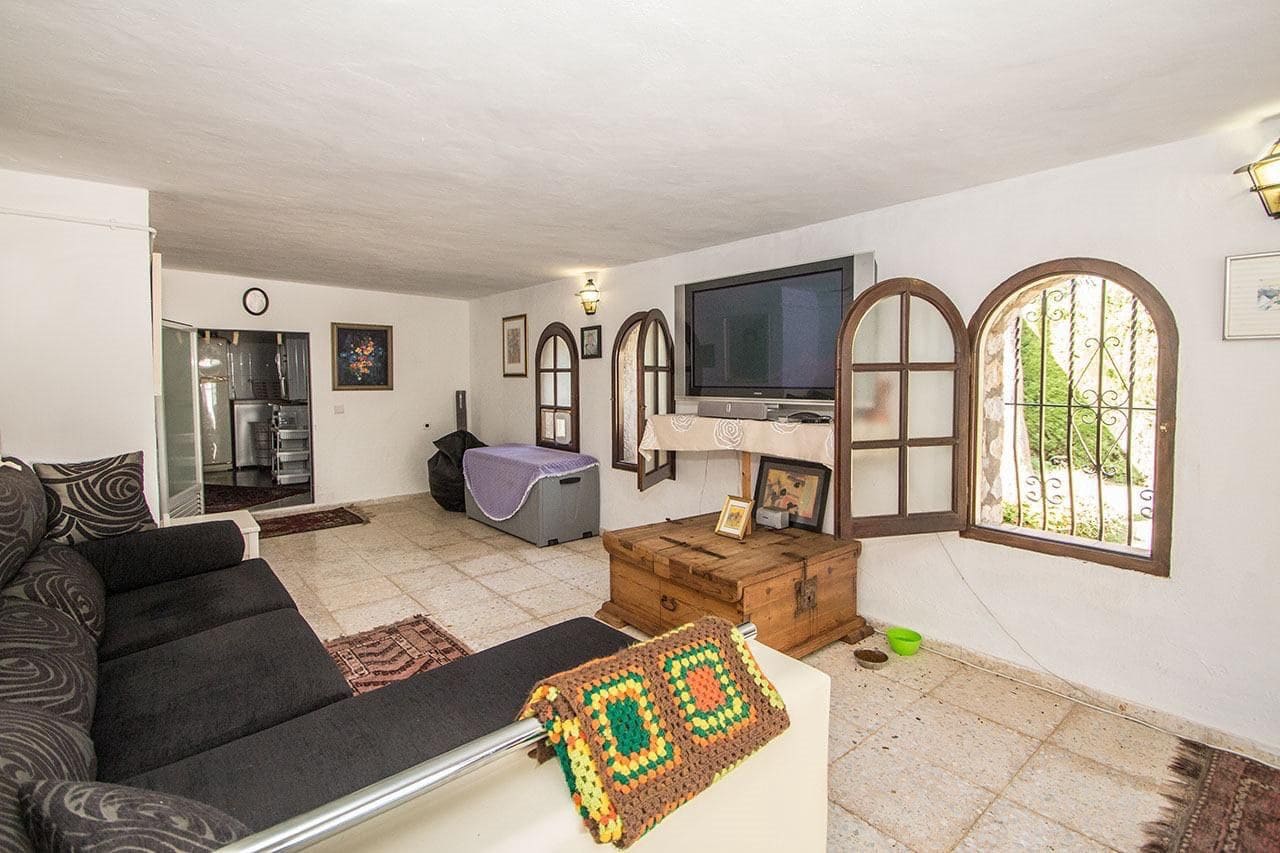 4 soveværelse Villa til salg i Albir med swimmingpool - € 820.000 (Ref: 8317668)