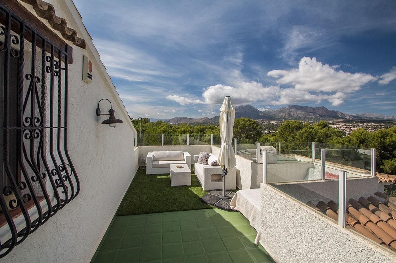 4 soveværelse Villa til salg i Albir med swimmingpool - € 820.000 (Ref: 8317668)