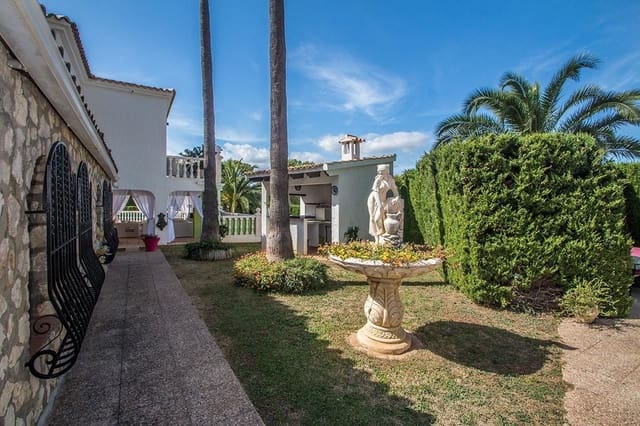 4 soverom Villa til salgs i Albir, Alfaz del Pi / L'Alfàs del Pi med svømmebasseng - € 820 000 (Ref: 8317668)