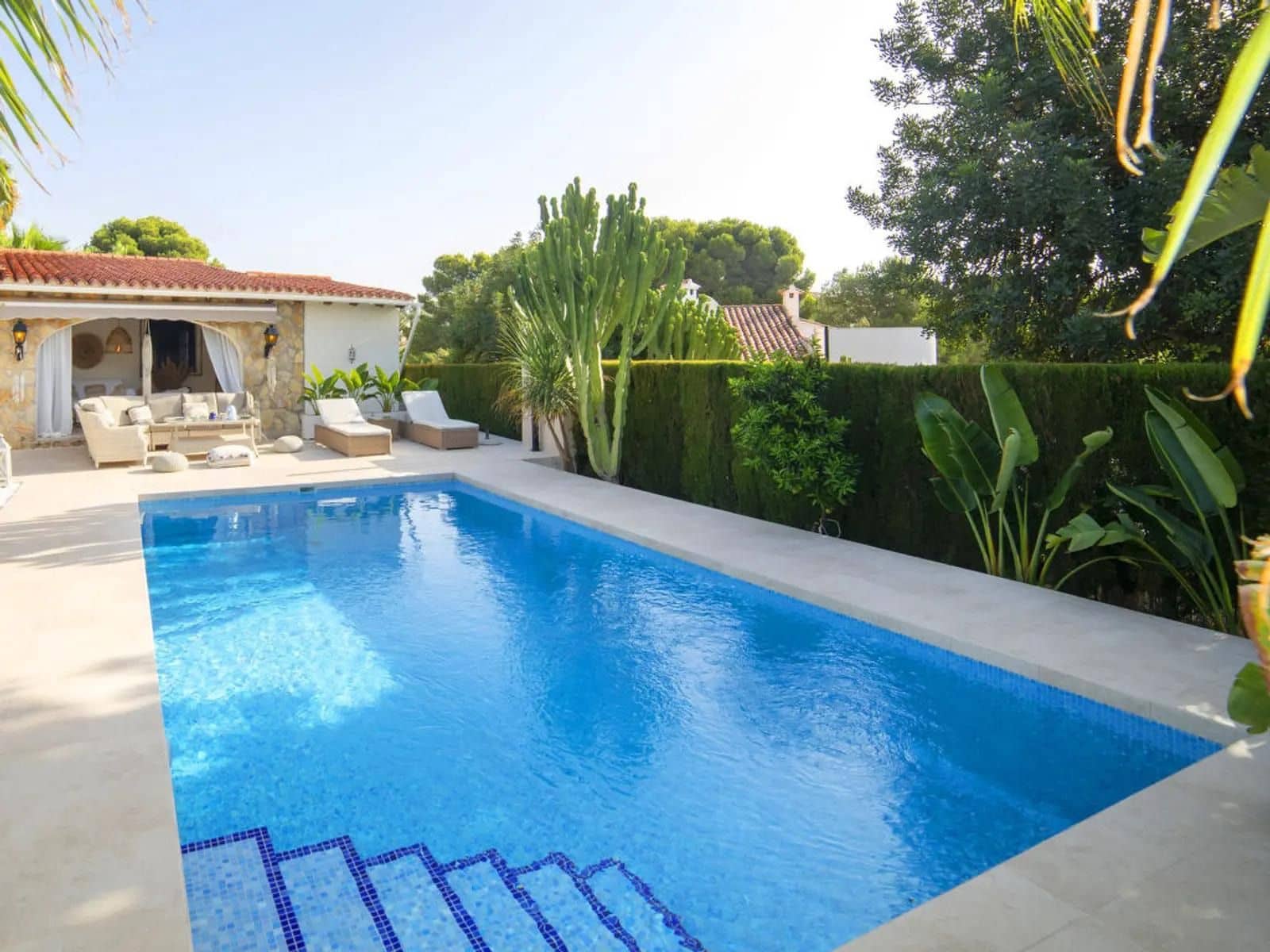 5 bedroom Villa for sale in Calpe / Calp with pool garage - € 690,000 (Ref: 8331331)