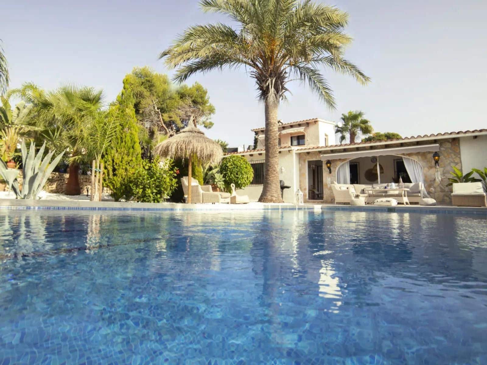 5 bedroom Villa for sale in Calpe / Calp with pool garage - € 690,000 (Ref: 8331331)