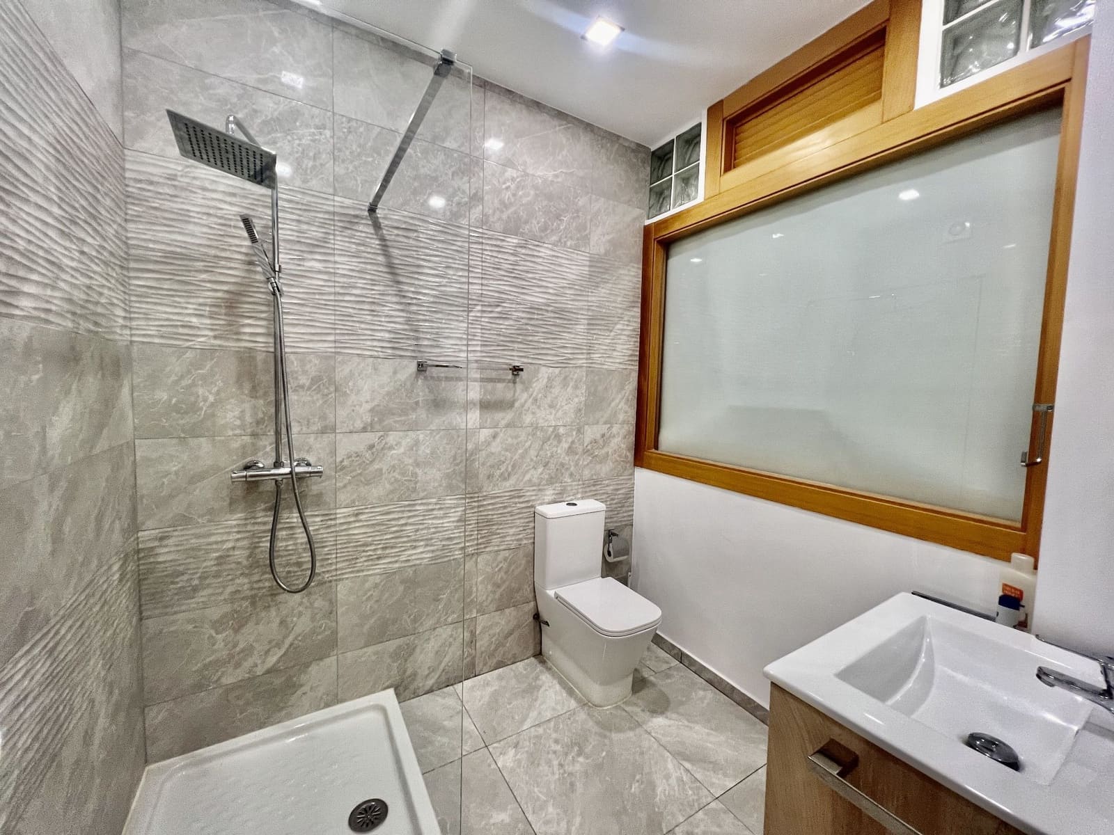 4 bedroom Villa for sale in Altea with pool garage - € 3,300,000 (Ref: 8390846)