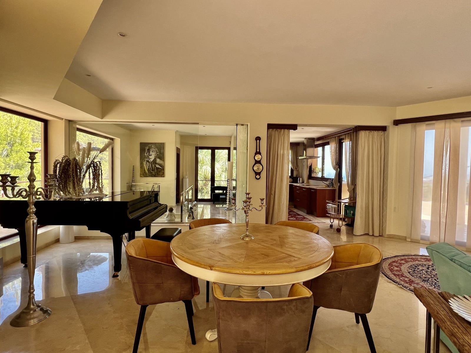 4 bedroom Villa for sale in Altea with pool garage - € 3,300,000 (Ref: 8390846)