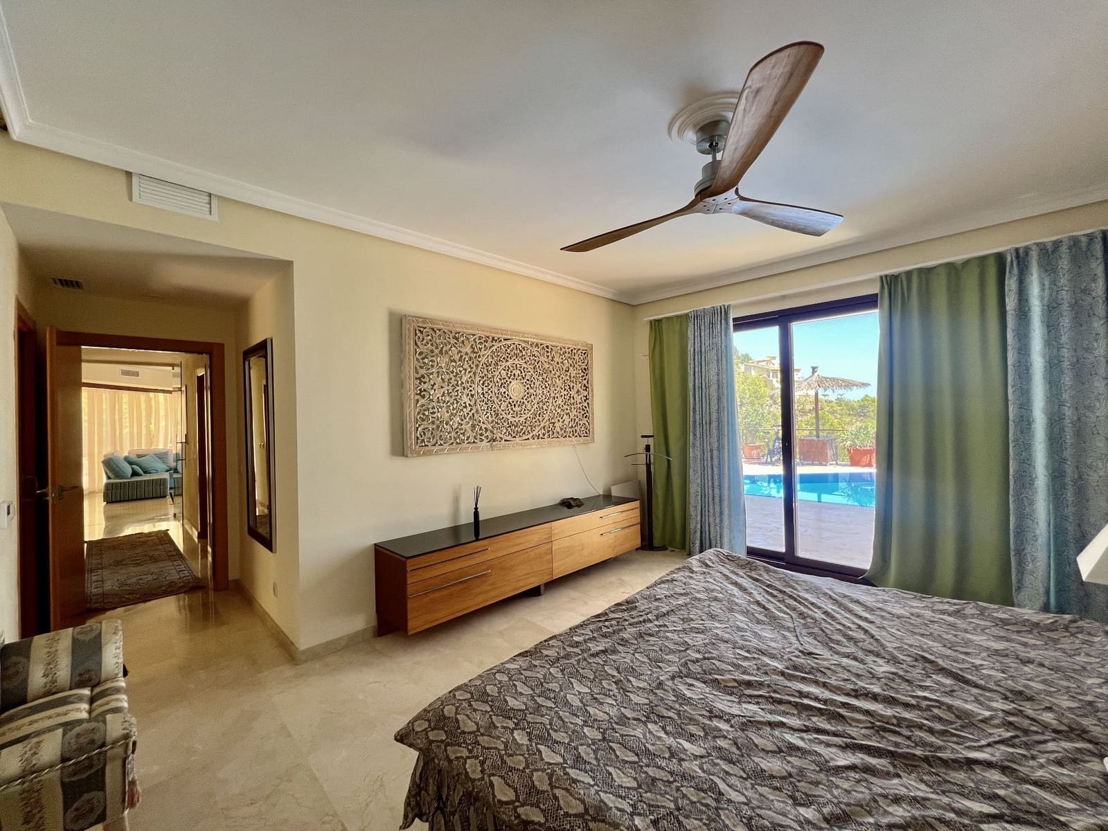 4 bedroom Villa for sale in Altea with pool garage - € 3,300,000 (Ref: 8390846)