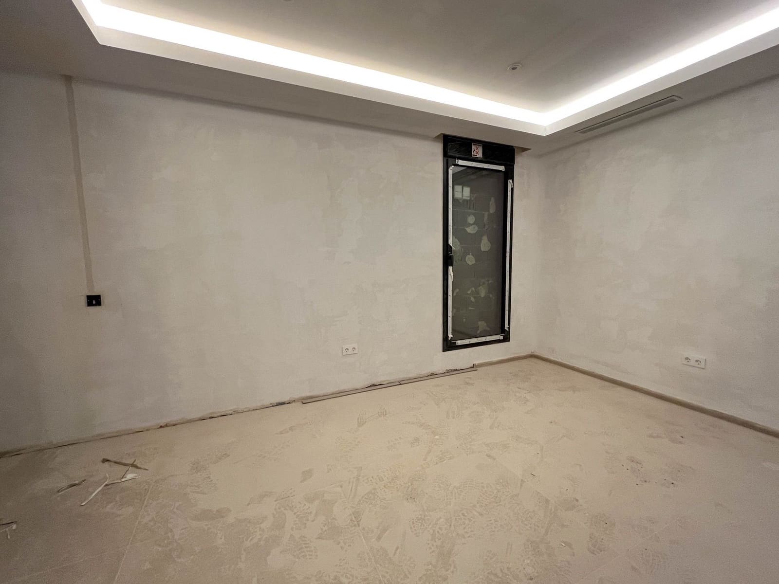 4 bedroom Villa for sale in Calpe / Calp with pool garage - € 1,985,000 (Ref: 8415032)