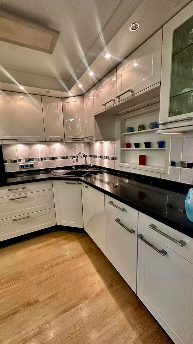 2 soverom Leilighet til salgs i Altea med svømmebasseng garasje - € 420 000 (Ref: 8608082)