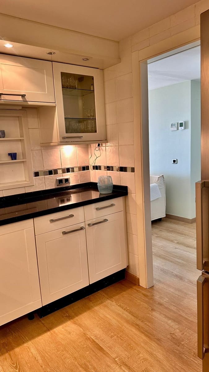 2 soverom Leilighet til salgs i Altea med svømmebasseng garasje - € 420 000 (Ref: 8608082)