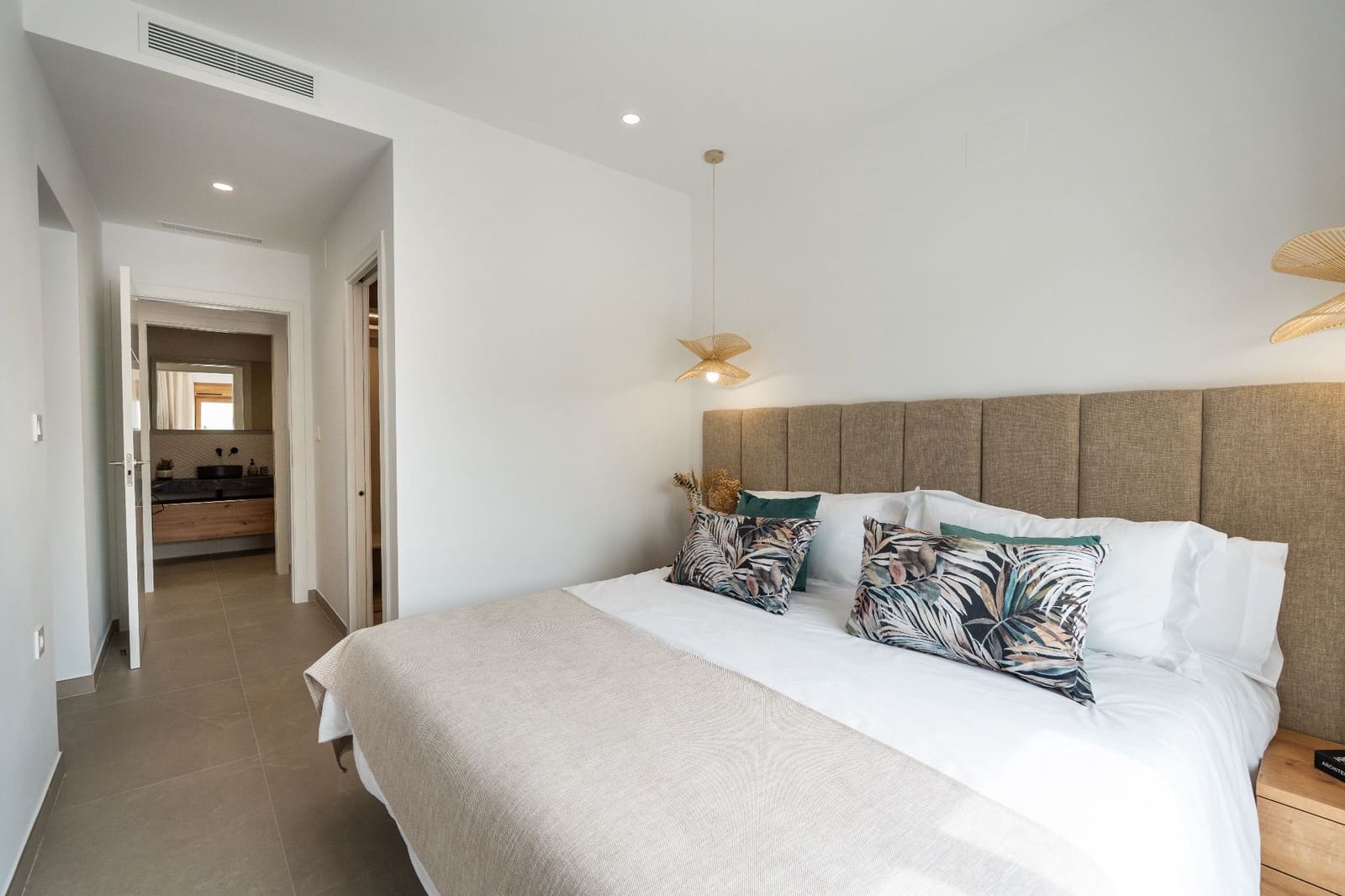 4 bedroom Villa for sale in Orihuela with pool garage - € 1,350,000 (Ref: 9111867)