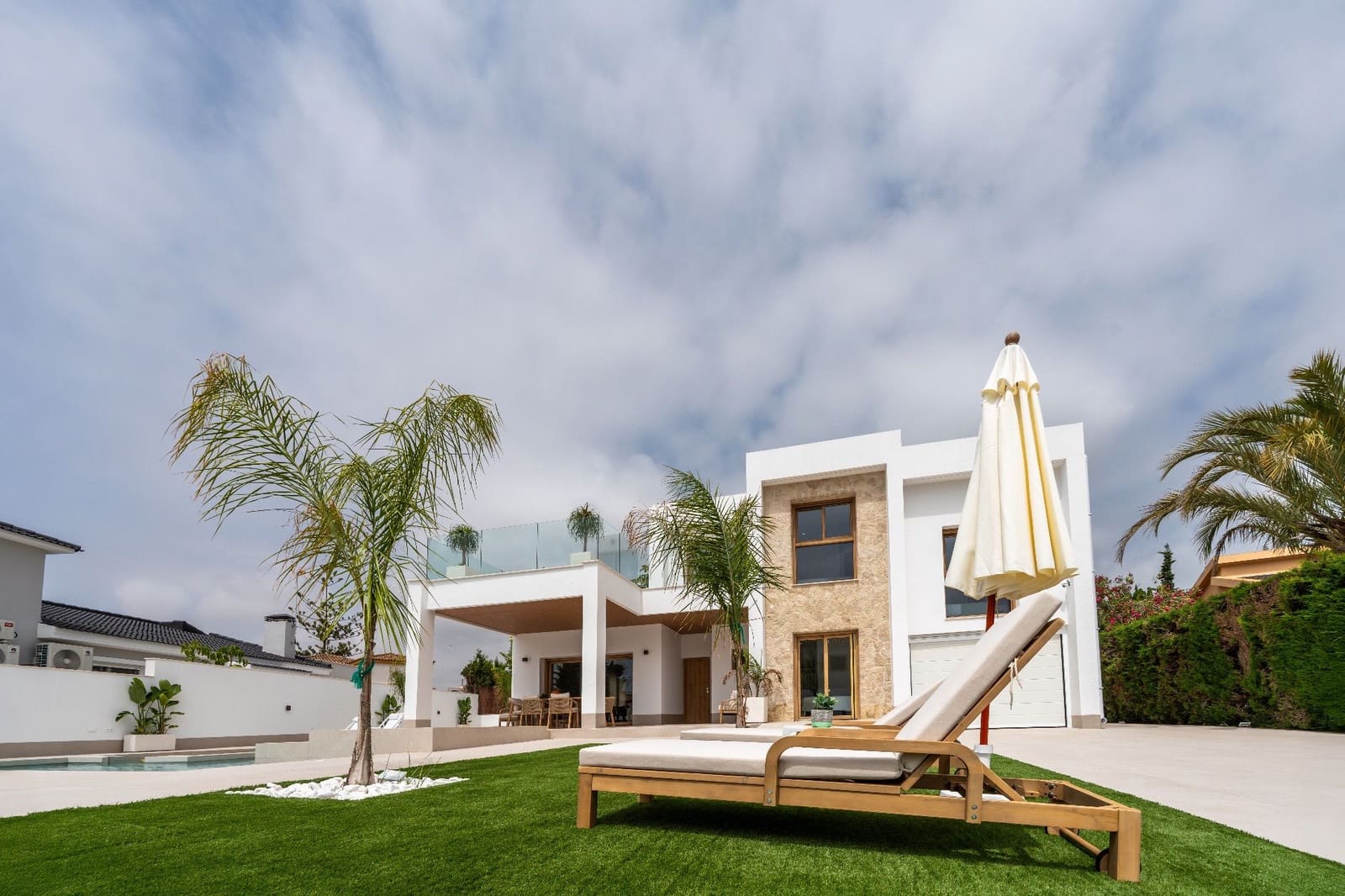 4 bedroom Villa for sale in Orihuela with pool garage - € 1,350,000 (Ref: 9111867)