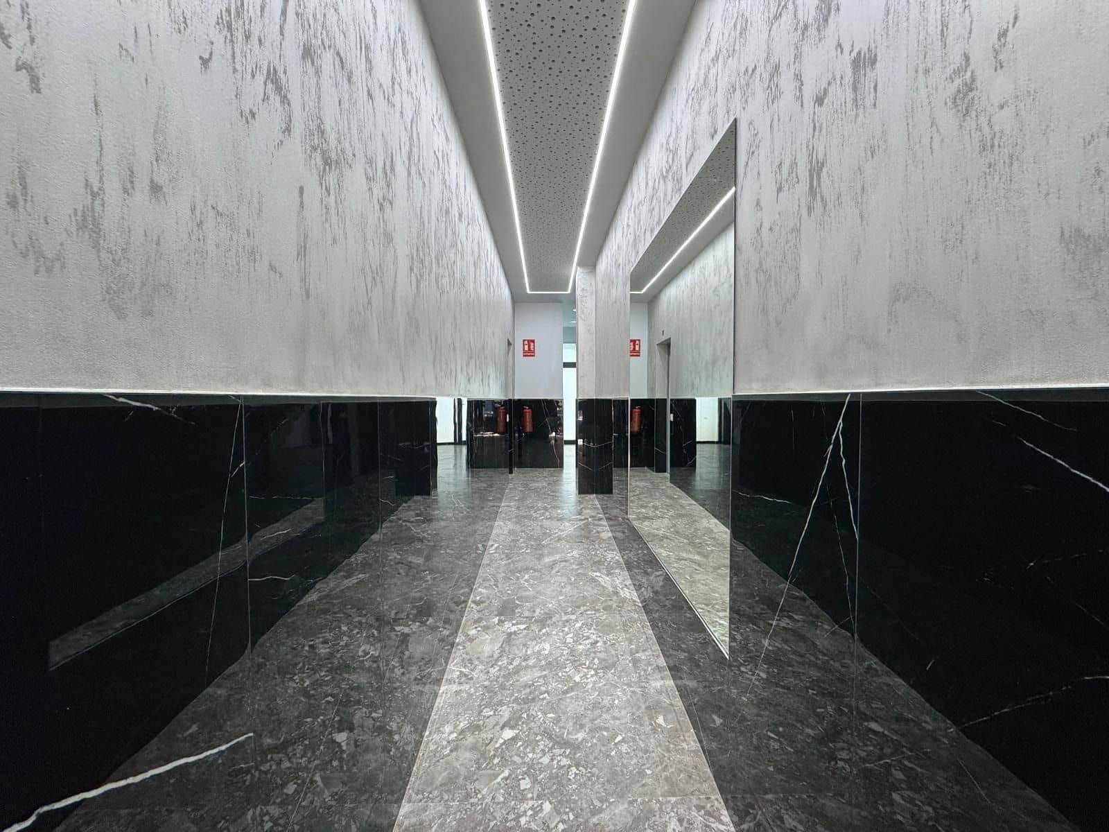 2 sypialnia Penthouse na sprzedaż w Torrevieja z basenem - 390 000 € (Ref: 9148860)