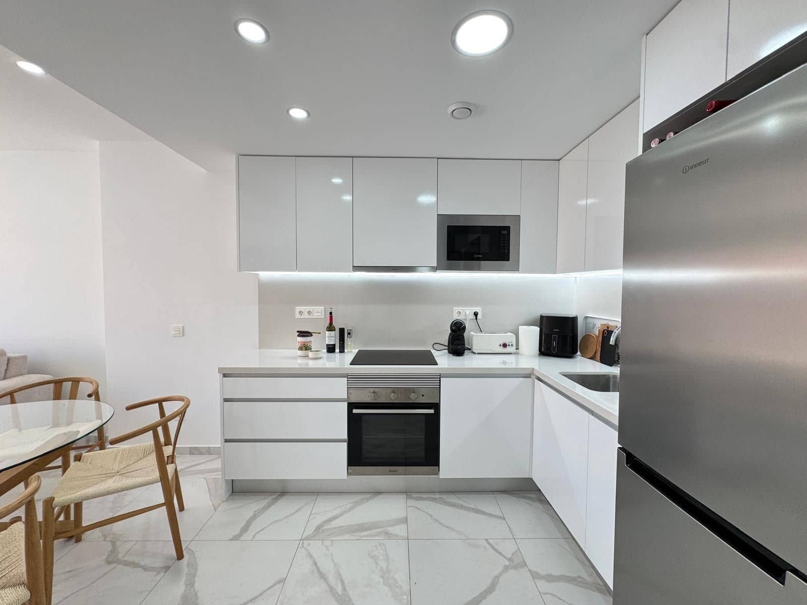 2 sypialnia Penthouse na sprzedaż w Torrevieja z basenem - 390 000 € (Ref: 9148860)