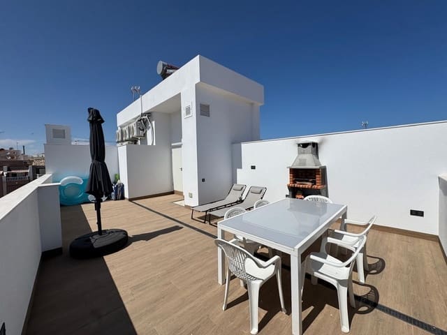 2 sypialnia Penthouse na sprzedaż w Torrevieja z basenem - 390 000 € (Ref: 9148860)