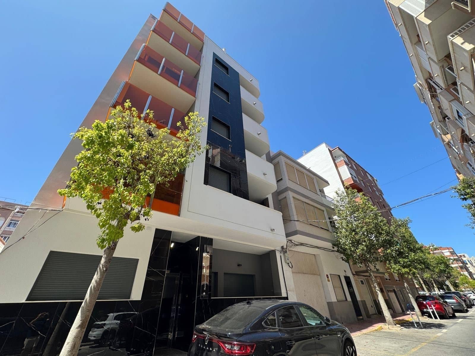 2 sypialnia Penthouse na sprzedaż w Torrevieja z basenem - 390 000 € (Ref: 9148860)