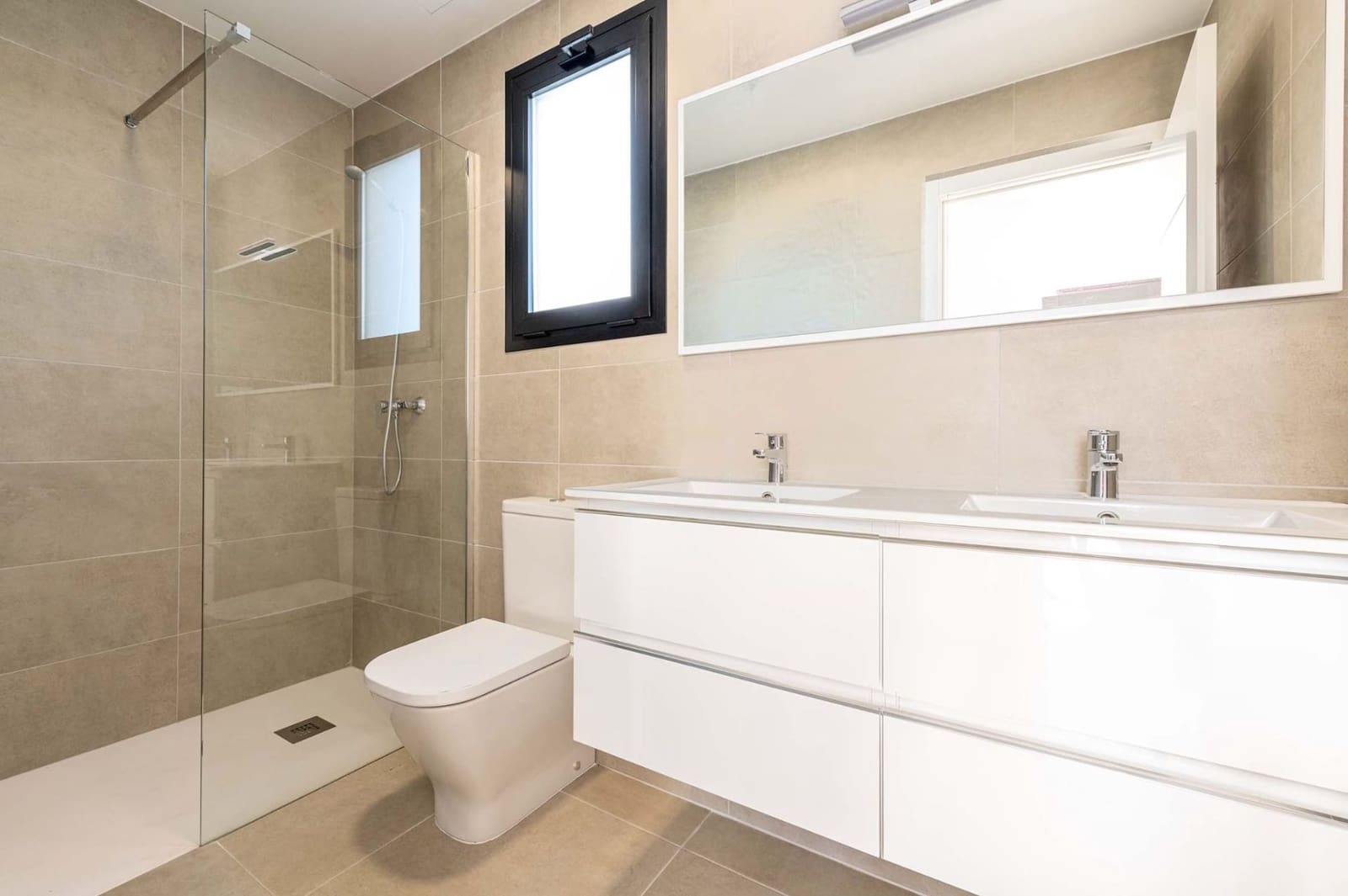 3 sypialnia Willa na sprzedaż w Calasparra z basenem garażem - 355 000 € (Ref: 9165508)