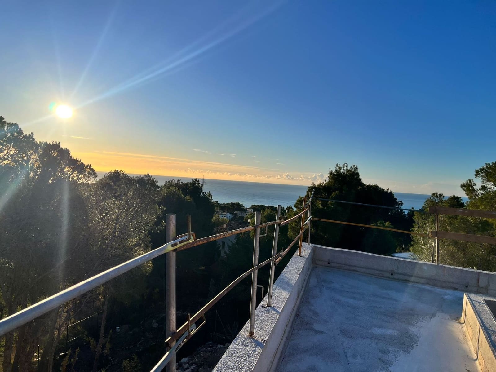 Chalet de 4 habitaciones en Altea en venta con piscina garaje - 2.295.000 € (Ref: 9864041)
