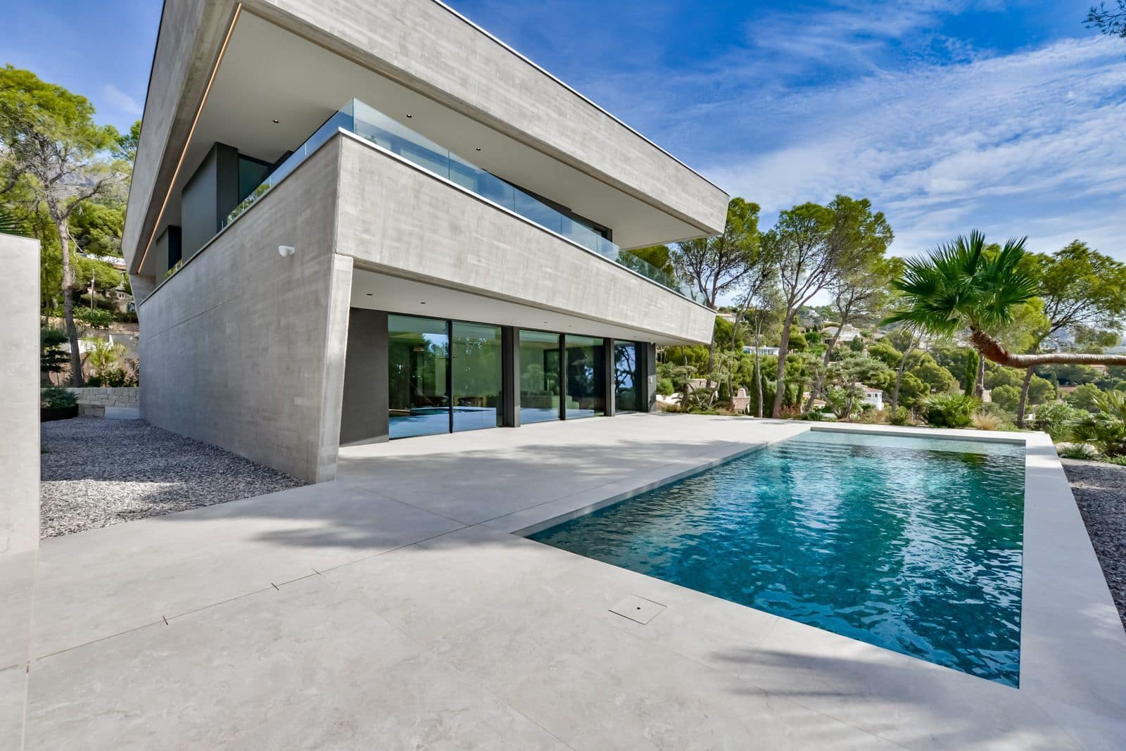 4 bedroom Villa for sale in Altea with pool garage - € 2,345,000 (Ref: 9864041)