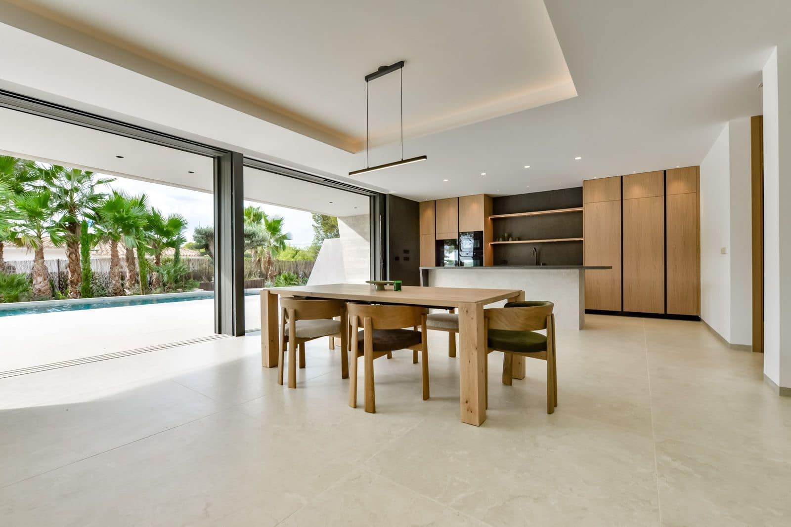 4 bedroom Villa for sale in Altea with pool garage - € 2,345,000 (Ref: 9864041)