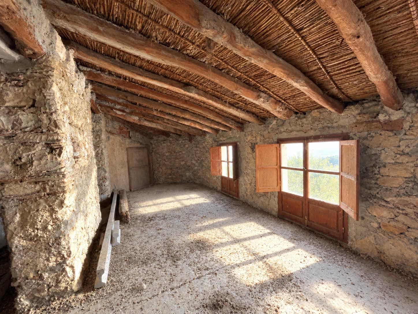 7 soverom Hus til salgs i Confrides - € 55 000 (Ref: 10174365)