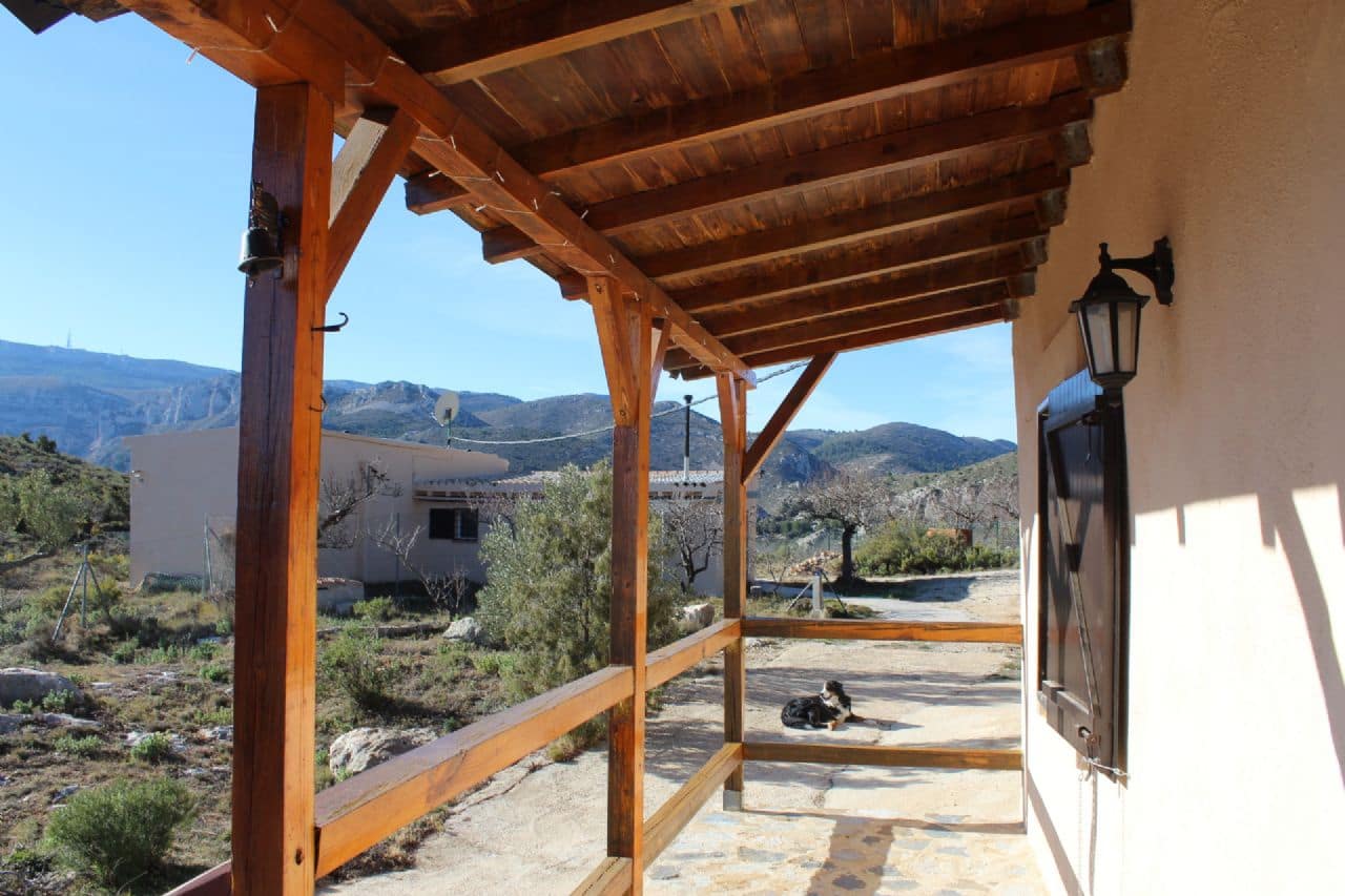 3 soveværelse Villa til salg i Confrides med garage - € 295.000 (Ref: 4849345)