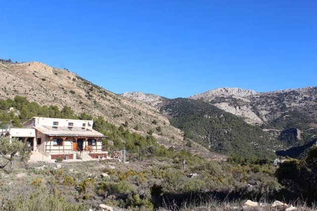 3 soveværelse Villa til salg i Confrides med garage - € 295.000 (Ref: 4849345)