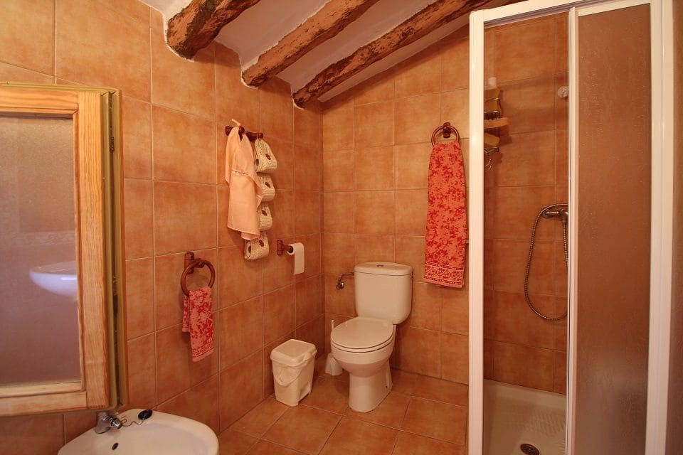 4 makuuhuone Omakotitalo myytävänä paikassa Benimantell - 145 000 € (Ref: 4849348)