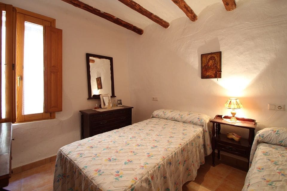 4 makuuhuone Omakotitalo myytävänä paikassa Benimantell - 145 000 € (Ref: 4849348)