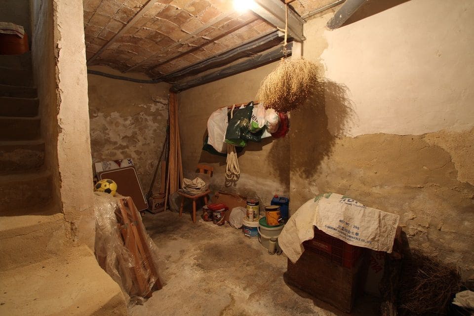 4 makuuhuone Omakotitalo myytävänä paikassa Benimantell - 145 000 € (Ref: 4849348)