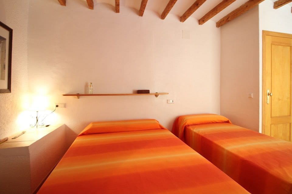 4 makuuhuone Omakotitalo myytävänä paikassa Benimantell - 145 000 € (Ref: 4849348)