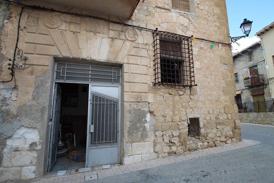 9 quarto Casa em Banda para venda em Benasau com piscina garagem - 160 000 € (Ref: 4849363)