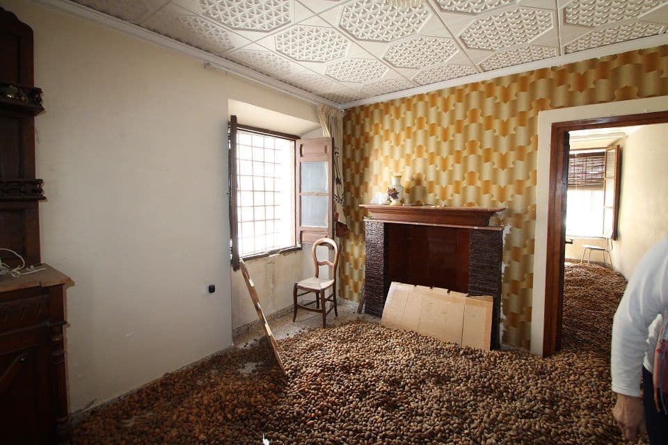 9 quarto Casa em Banda para venda em Benasau com piscina garagem - 160 000 € (Ref: 4849363)