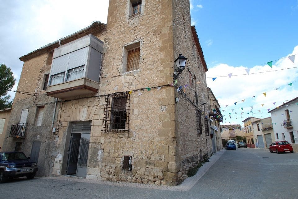 9 quarto Casa em Banda para venda em Benasau com piscina garagem - 160 000 € (Ref: 4849363)