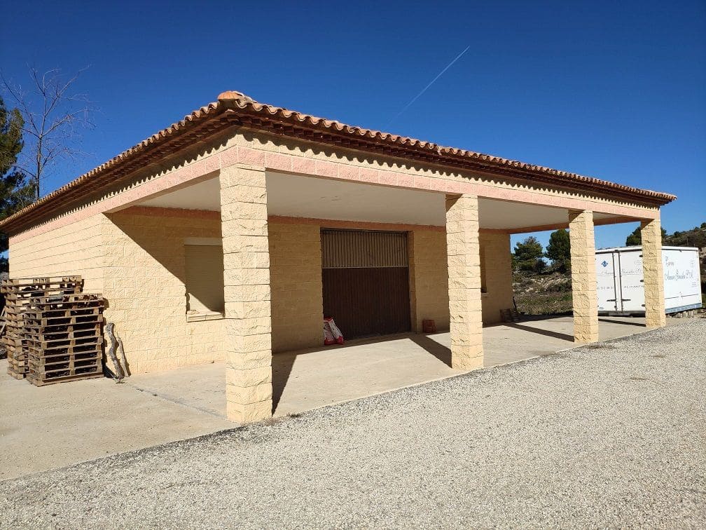 5 bedroom Villa for sale in Confrides - € 798,000 (Ref: 4849370)