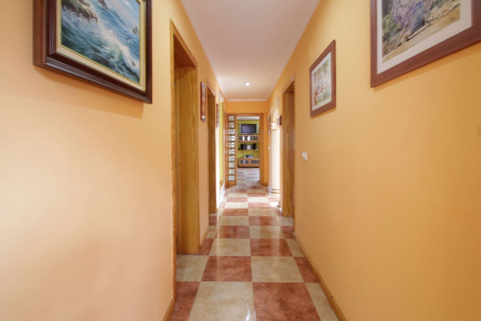 5 soveværelse Villa til salg i Confrides med swimmingpool - € 380.000 (Ref: 6312175)