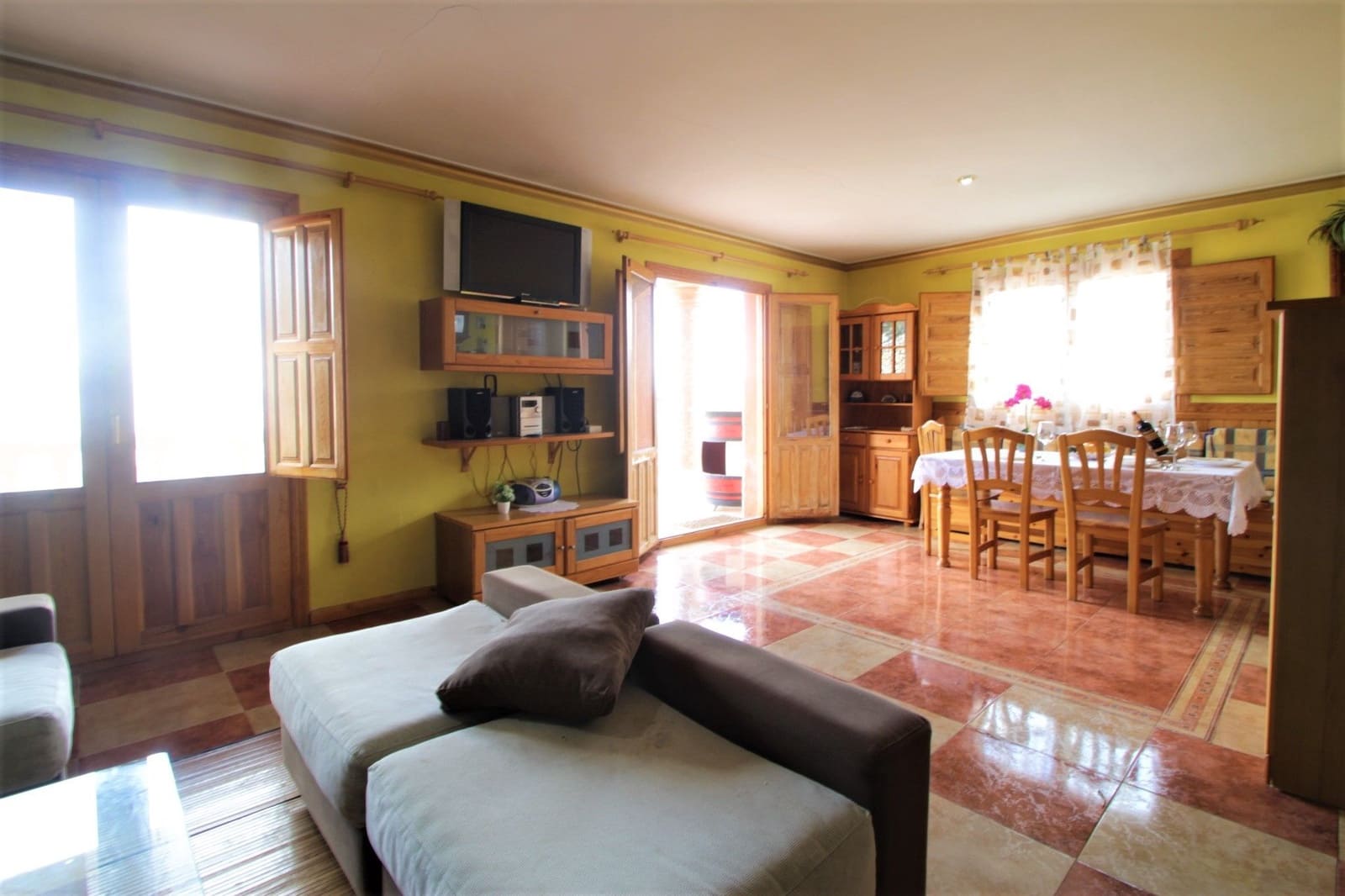 5 soveværelse Villa til salg i Confrides med swimmingpool - € 380.000 (Ref: 6312175)