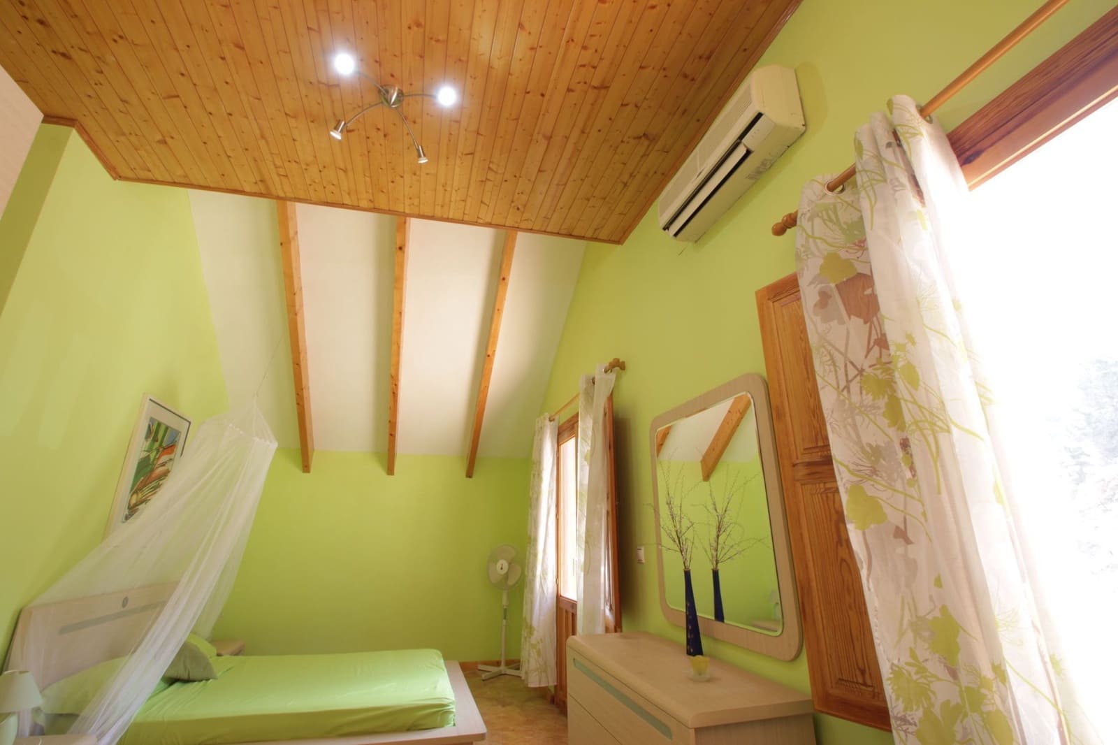 5 soveværelse Villa til salg i Confrides med swimmingpool - € 380.000 (Ref: 6312175)