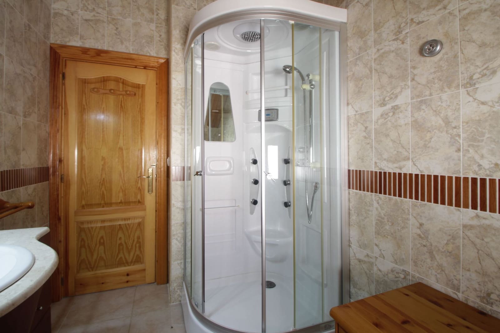 5 soveværelse Villa til salg i Confrides med swimmingpool - € 380.000 (Ref: 6312175)