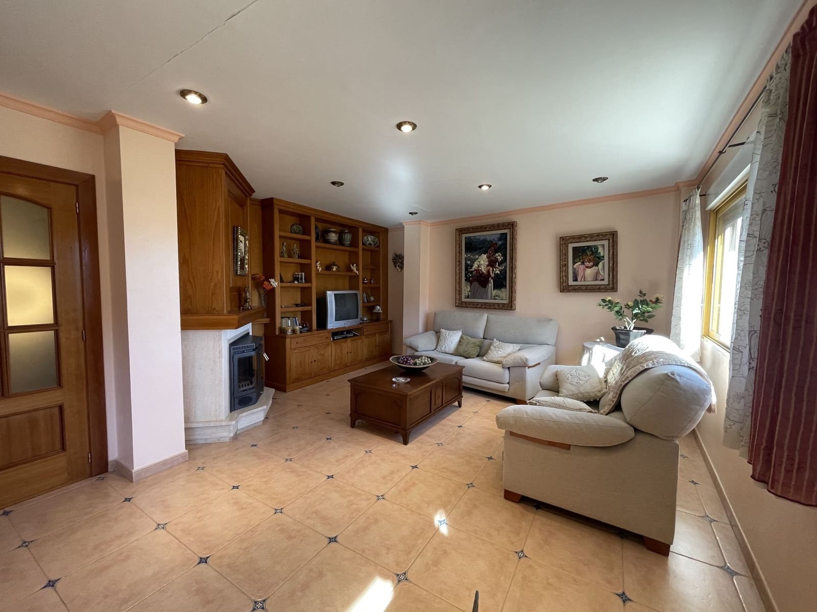 6 Zimmer Haus zu verkaufen in Confrides - 275.000 € (Ref: 7343258)