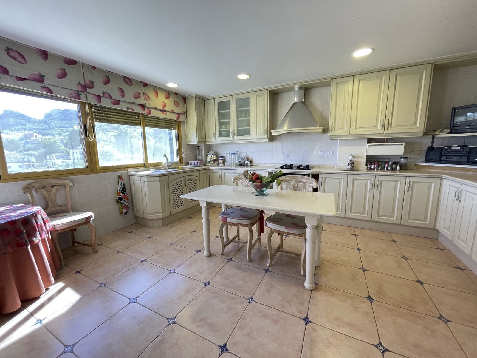 6 Zimmer Haus zu verkaufen in Confrides - 275.000 € (Ref: 7343258)