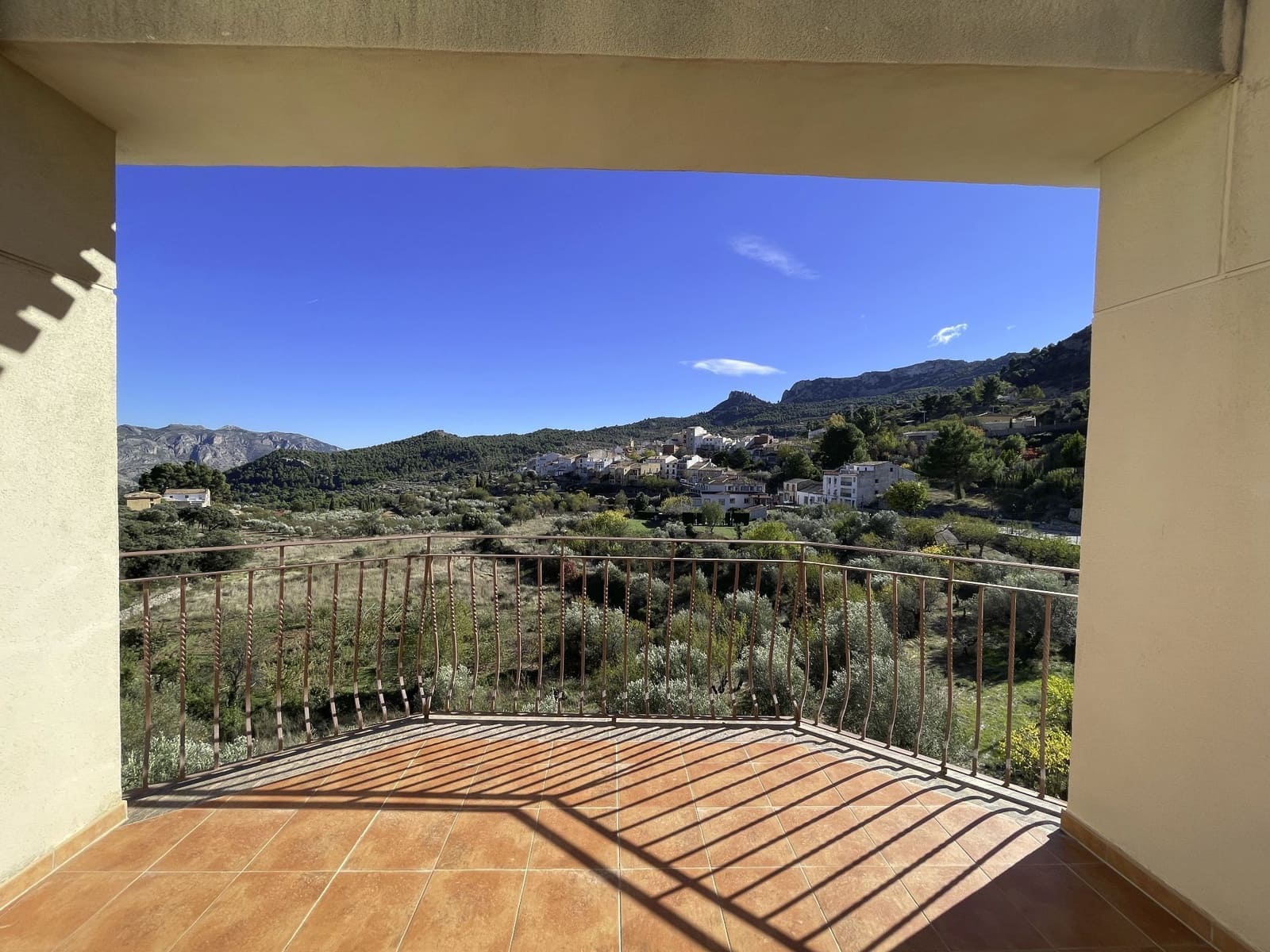 6 Zimmer Haus zu verkaufen in Confrides - 275.000 € (Ref: 7343258)