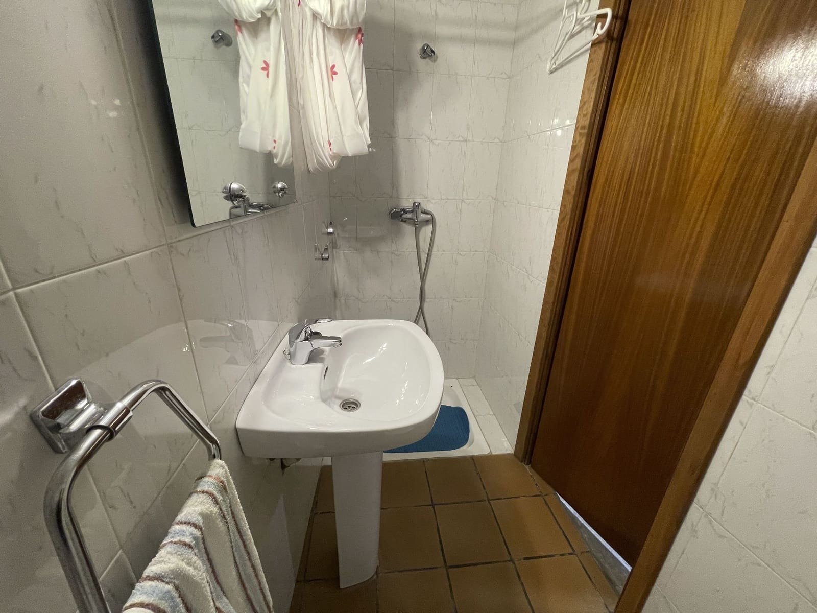 4 makuuhuone Omakotitalo myytävänä paikassa Benimantell mukana 
autotalli - 189 000 € (Ref: 7627331)