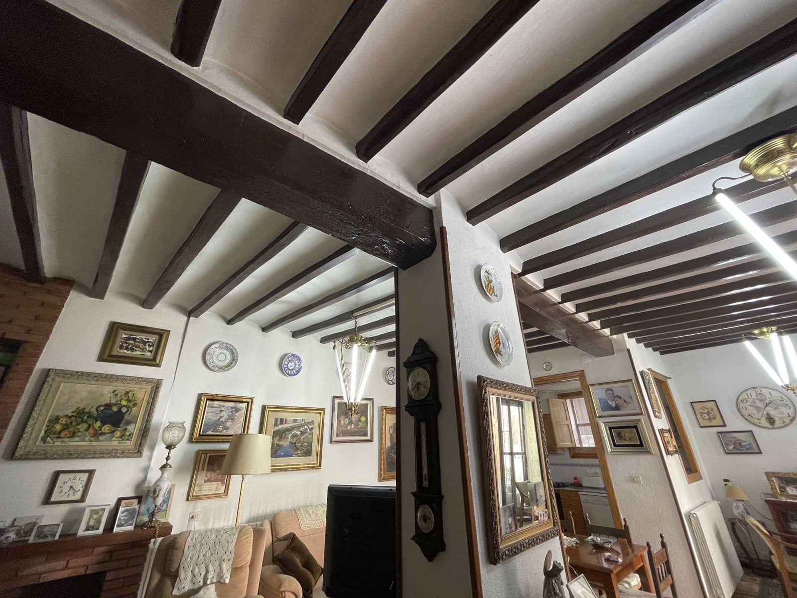 4 makuuhuone Omakotitalo myytävänä paikassa Benimantell mukana 
autotalli - 189 000 € (Ref: 7627331)